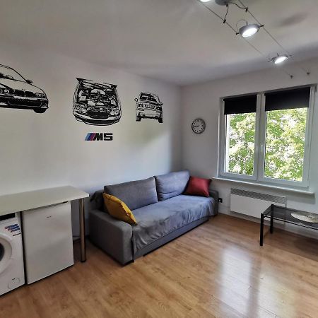 Small Apartament In Heart Of Boleslawiec City מראה חיצוני תמונה